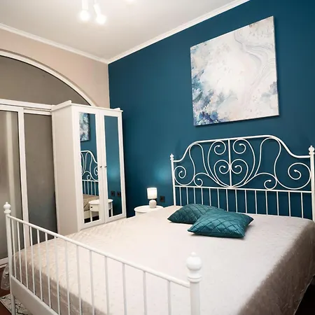 Casa Blue - Two Bdr Next To Ndk Apartment *